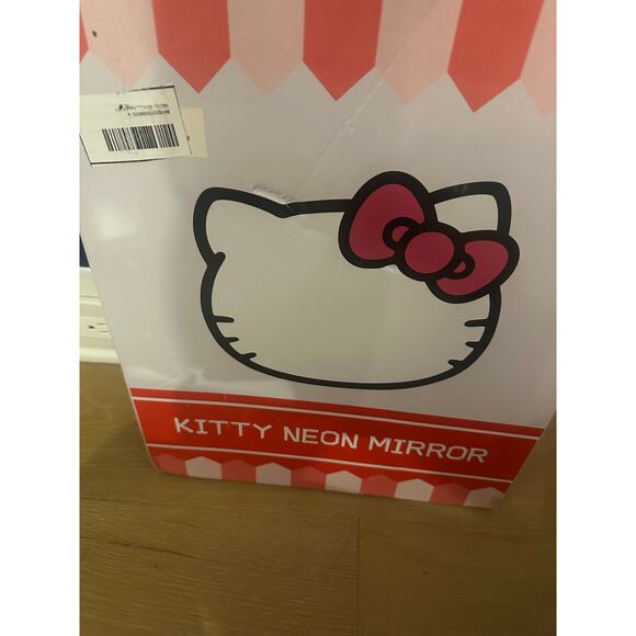 Hello Kitty Neon Mirror - Picture 2 of 3